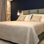 Etal Luxury Rooms