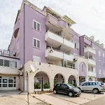 Apartment Ana