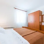 Apartment Lena