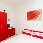 Apartment Caceris