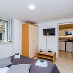 Apartment Domix