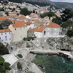 Rooms Lovrijenac