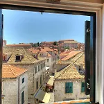 Apartments & Rooms Malo More