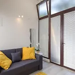 Pomet Delux Studio