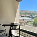 Laus III , Brand New Lovely One-Bedroom Apartment