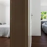 Sunspot Apartment - Beautiful View With Big Garden, Free Parking, Central