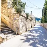 Villa B With Old Town & Sea View