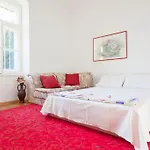 Redcoral-Apartment In City Center