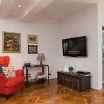 Apartment Dubo - One Bedroom Apartment With Balcony