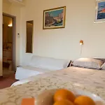 Pulastar - Studio Apartment With Terrace