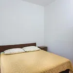 Apartment Tranquilo- Two Bedroom Apartment With Garden View