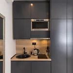 Apartments Urbis - Studio Apartment With City View Zasebni