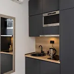 Apartments Urbis - Studio Apartment With City View Zasebni