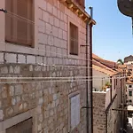 Old Town Charming Nest - One Bedroom Apartment