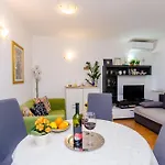 Apartments Captain