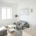 Vekarini Apartment Two-Bedroom With A View