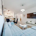 City Mode Apartment