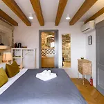Villa Monte Santo By Duhomes