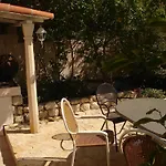 Ferienwohnung Ivana Mitten Im Blumengarten