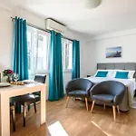 California Apartments 2