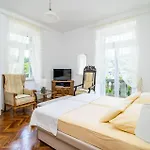2 Bedroom Nice Apartment In Dubrovnik