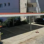 Apartment Meri