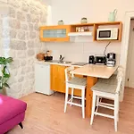 Midtown Apartment