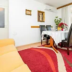 Apartment Nina