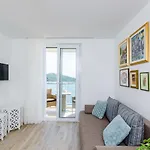 Apartments Lazarin