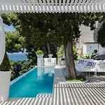 Villa Mey\'S Place On The Beach