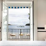 Villa Mey\'S Place On The Beach