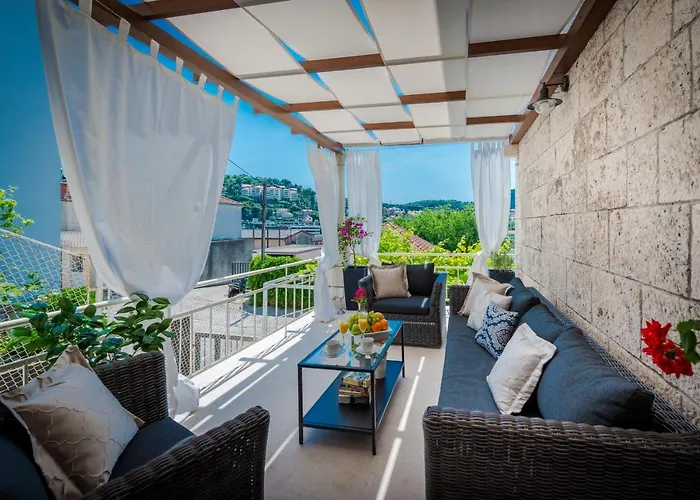 Superior Stunning Apartment Gravosa With A Free Parking