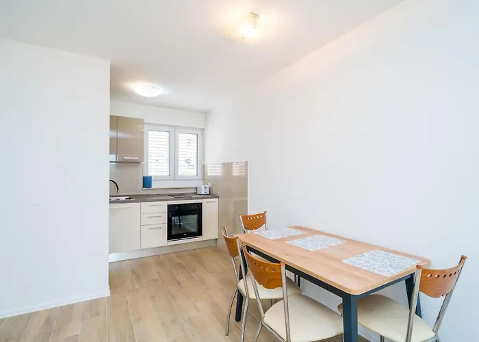 Apartment Ana
