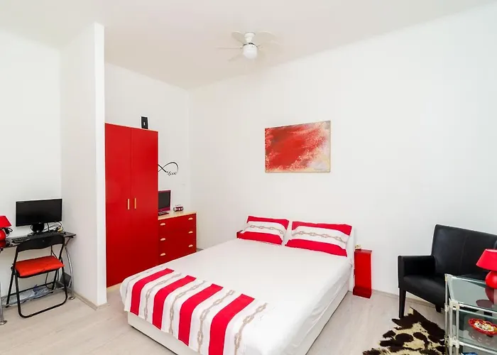 Apartment Caceris