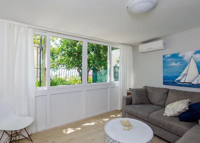 Plo E Apartments - Two Bedroom Apartment With Sea View - Iva Racica 12 Street