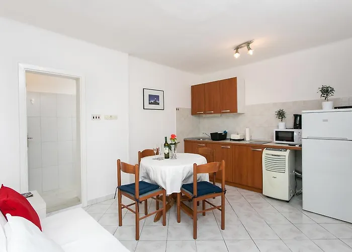Apartment Peline