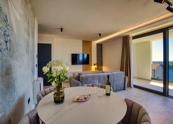 La Dolce Villa 1