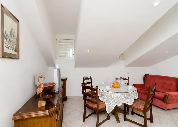 Apartment La Marina