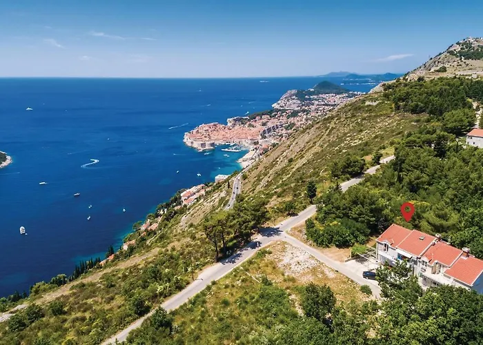 Three-Bedroom Apartment Bosanka With Sea View 08