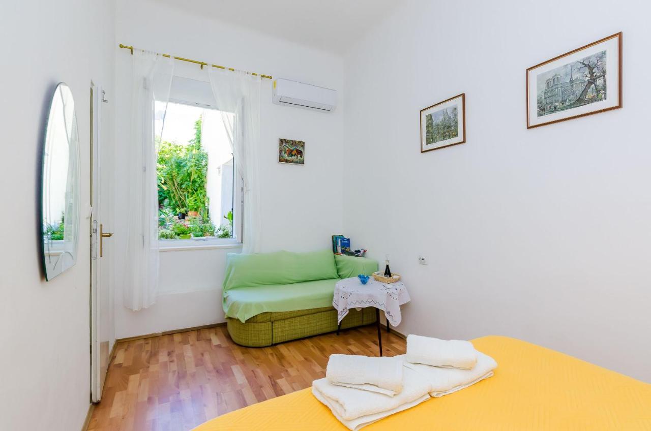 Guest house Mimi 3*