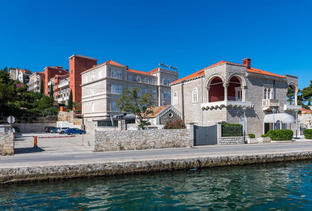 Lapad Hotel 4*