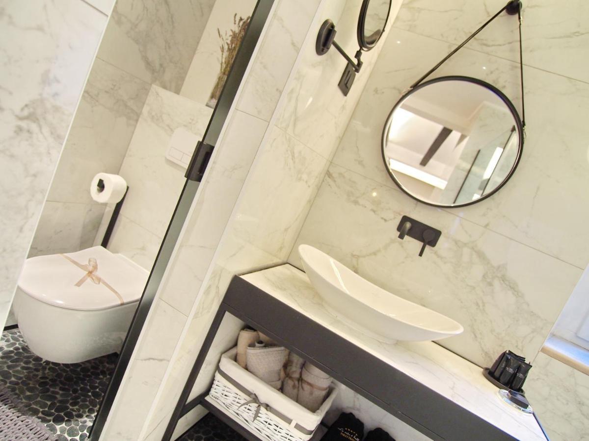Guest house La E Bella Iv 4*