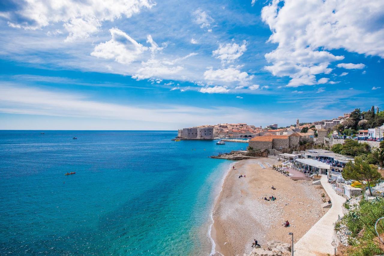 Viktorija - Old Town & Sea View Apartment