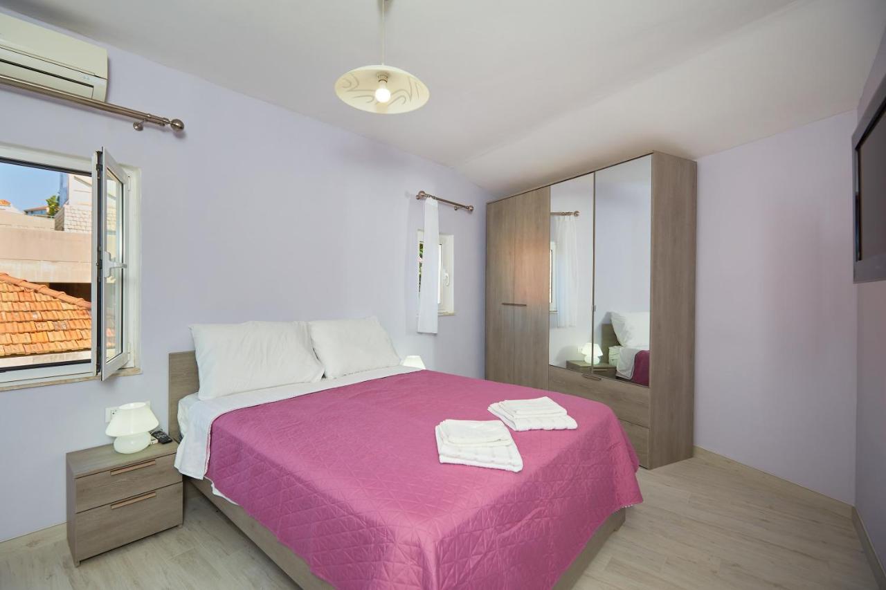 Apartment Kolorina *