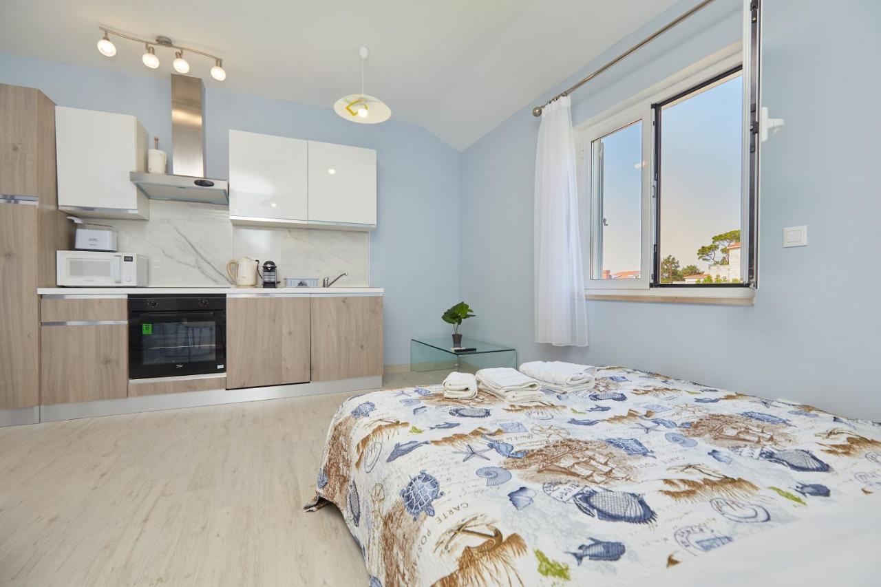 Kolorina Apartment *