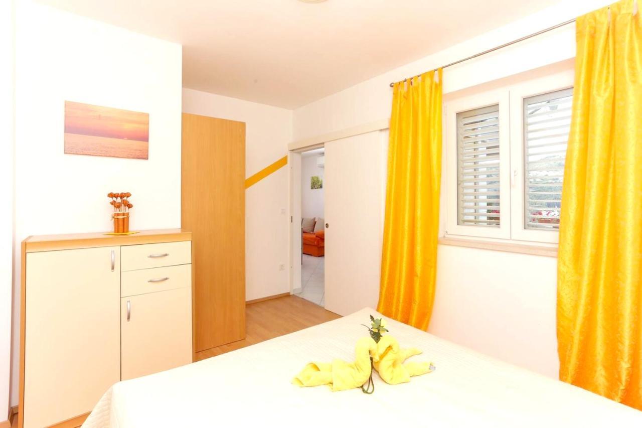 Elegant In With 40 M² Terrace *