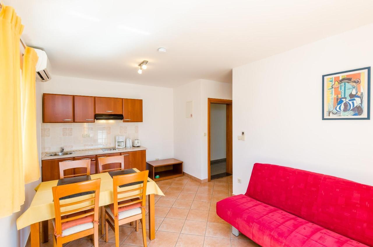 Apartment Perla *