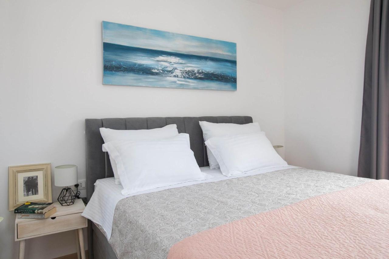 Navis Apartment *