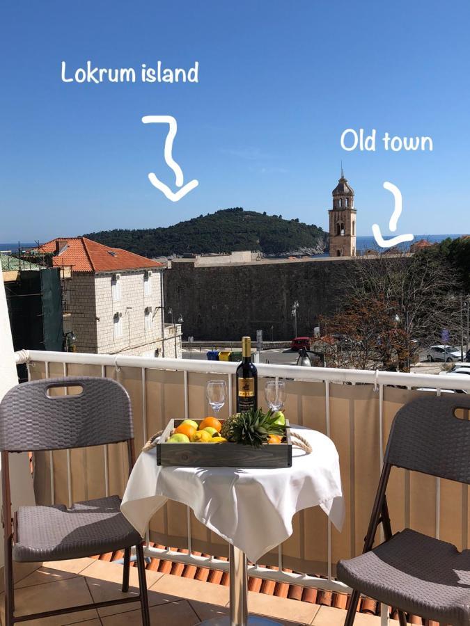 Ana-1 Minute To The Old * Dubrovnik
