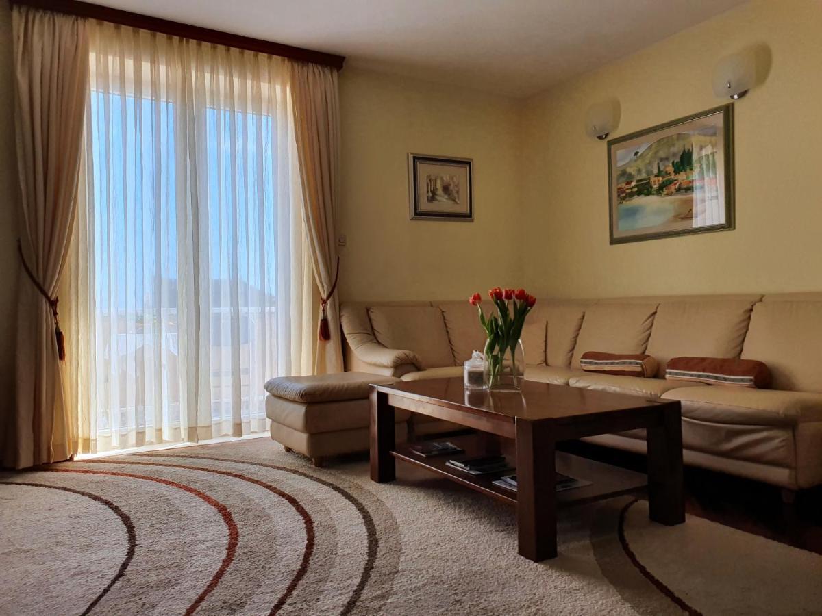 Apartment Ana-1 Minute To The Old *